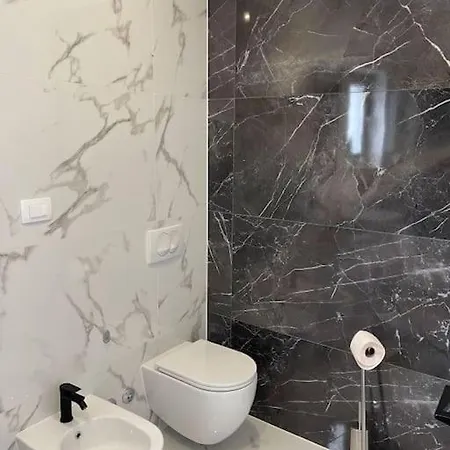 Sara * Jursici