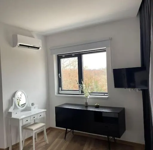 Βίλα Sara Juršići