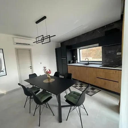 Sara ヴィラ Juršići